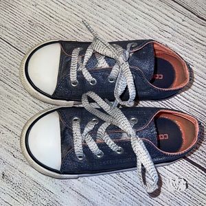 Toddler Girls Converse Sneakers size 9